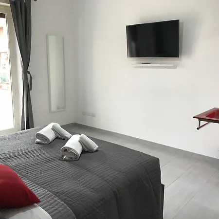 Bed and Breakfast Dunant House
