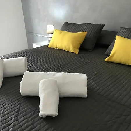 Dunant House Bed and Breakfast