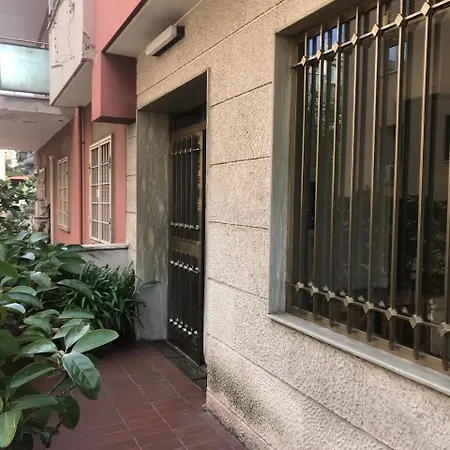 Bed & Breakfast Dunant House